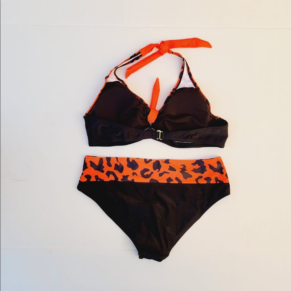 Low Rise Bikini Size Large - Picture 4 of 6